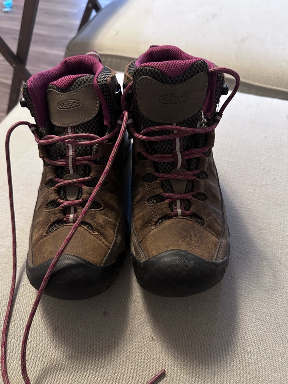 KEEN Targhee III mid women’s boot